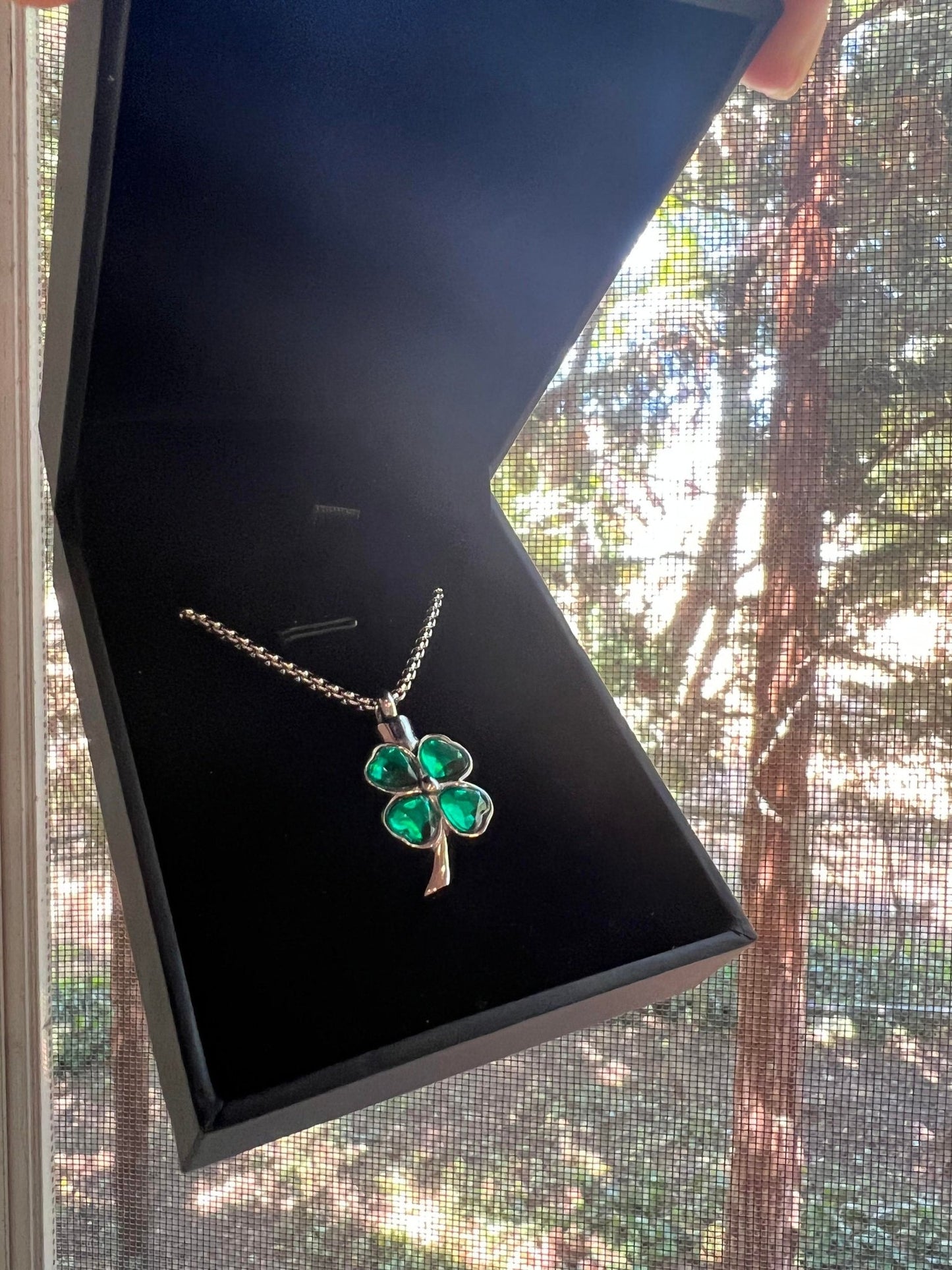 Stainless Steel Green Clover Crystal Cremation Necklace - Jewel Lay